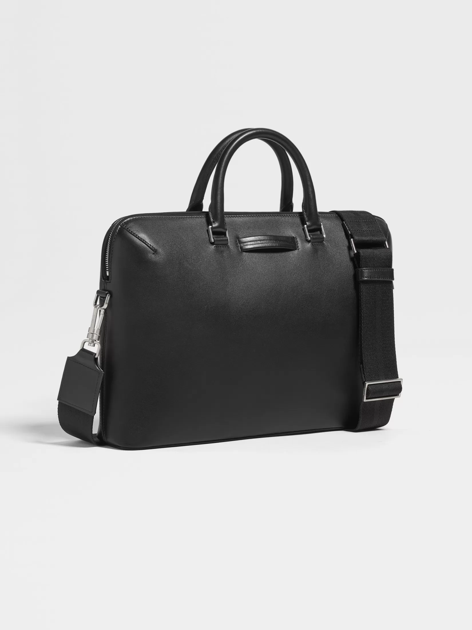 Shop ZEGNA Bolso de Trabajo de Piel Color Negro