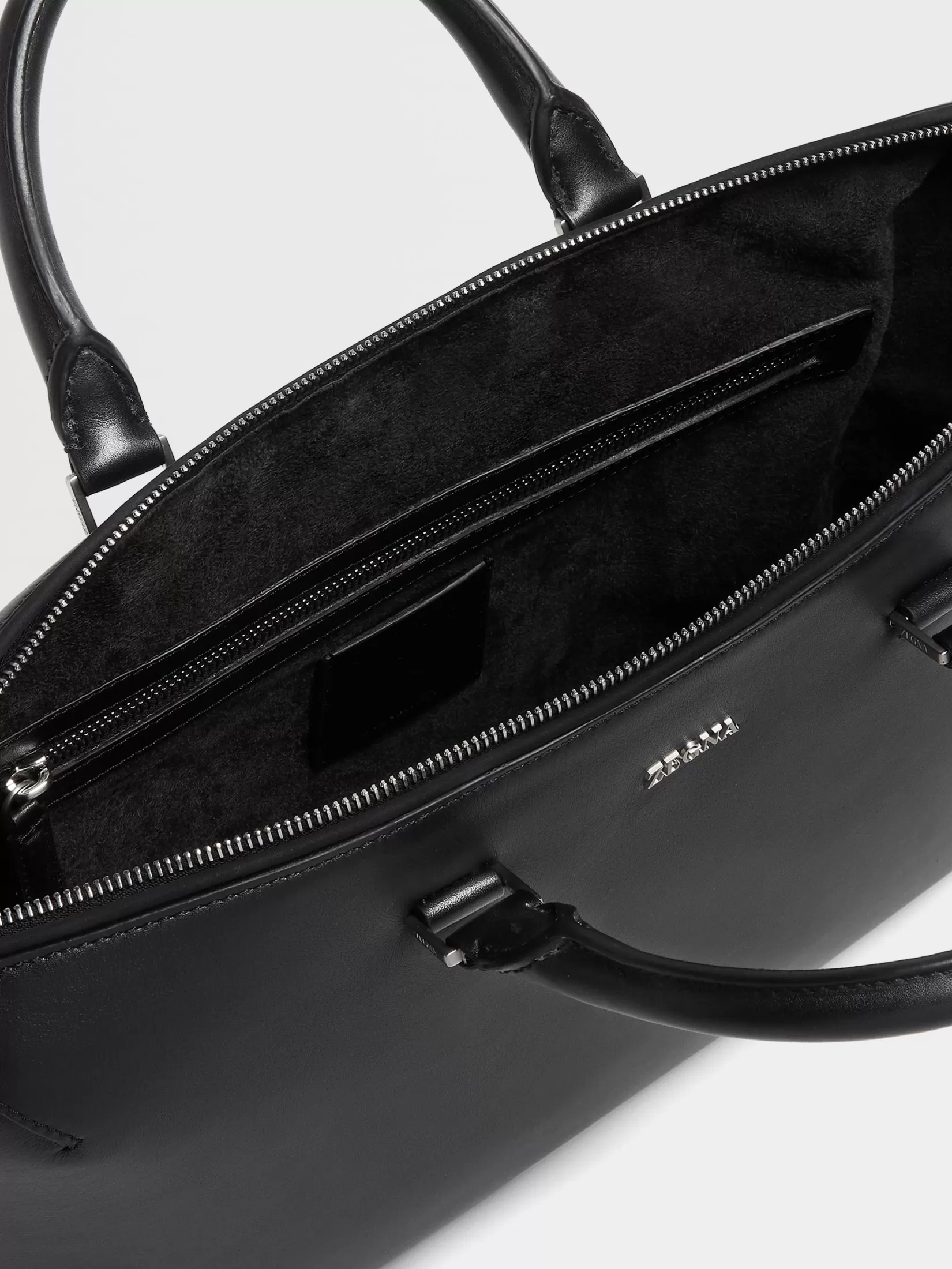 Shop ZEGNA Bolso de Trabajo de Piel Color Negro