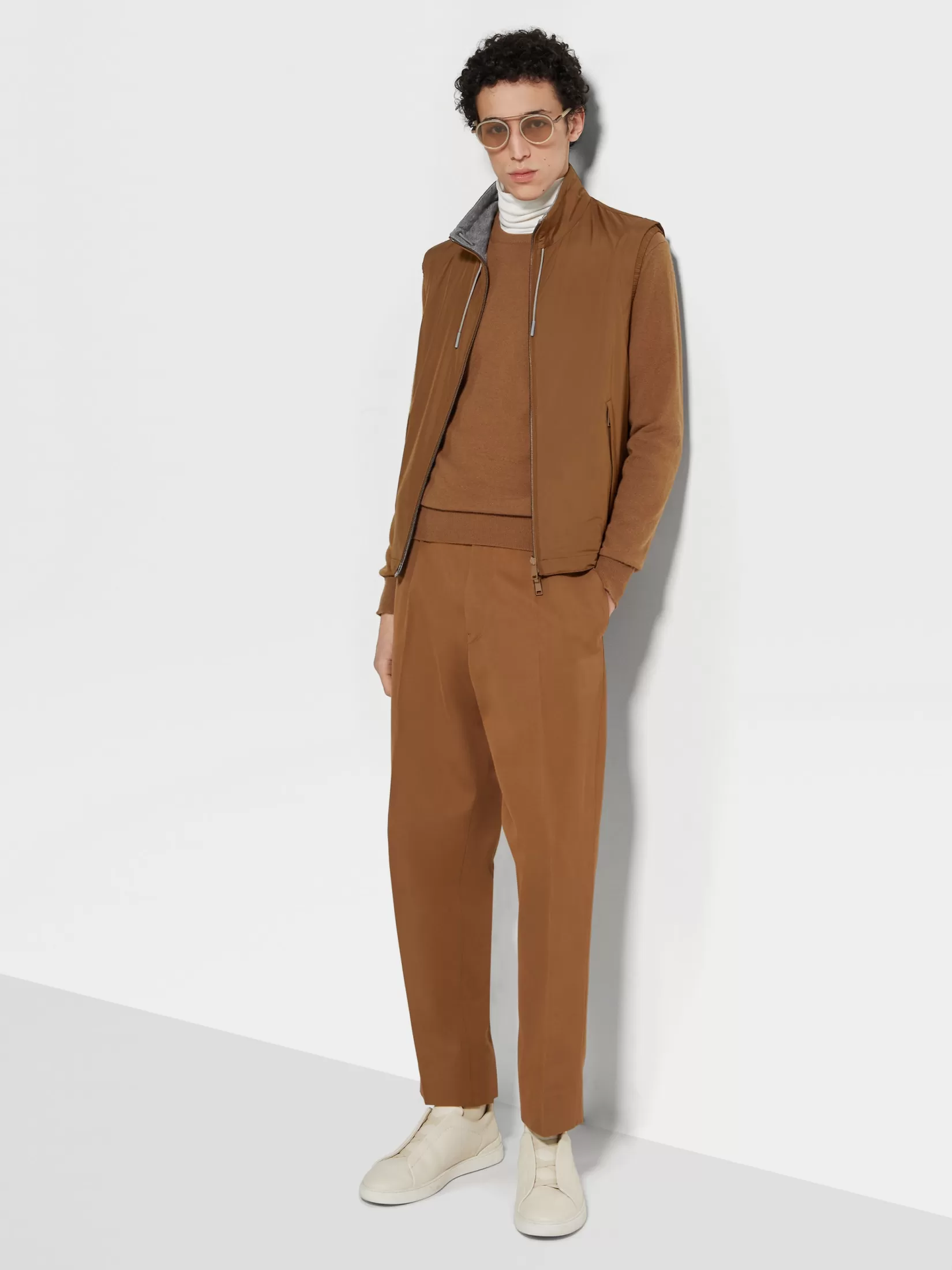 chaleco_brezza_reversible_en_microfibra_1-1.webp Clearance ZEGNA Chaleco Brezza Reversible en Microfibra Foliageoscuro/Gris