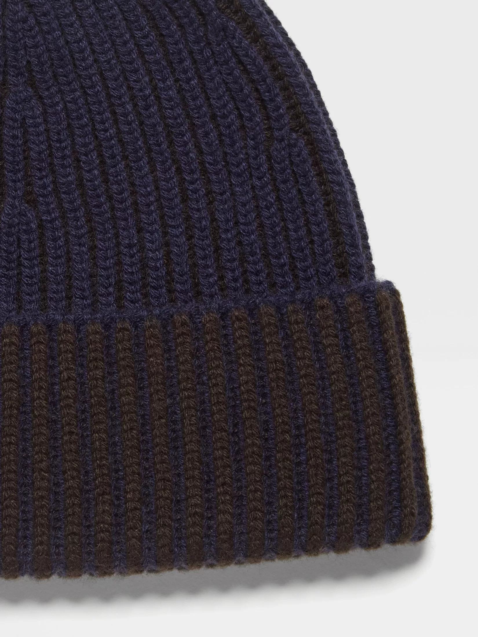 Best Sale ZEGNA Gorro en Oasi Cashmere Azul Tinta y Marrón Oscuro Azultinta/Marrónoscuro