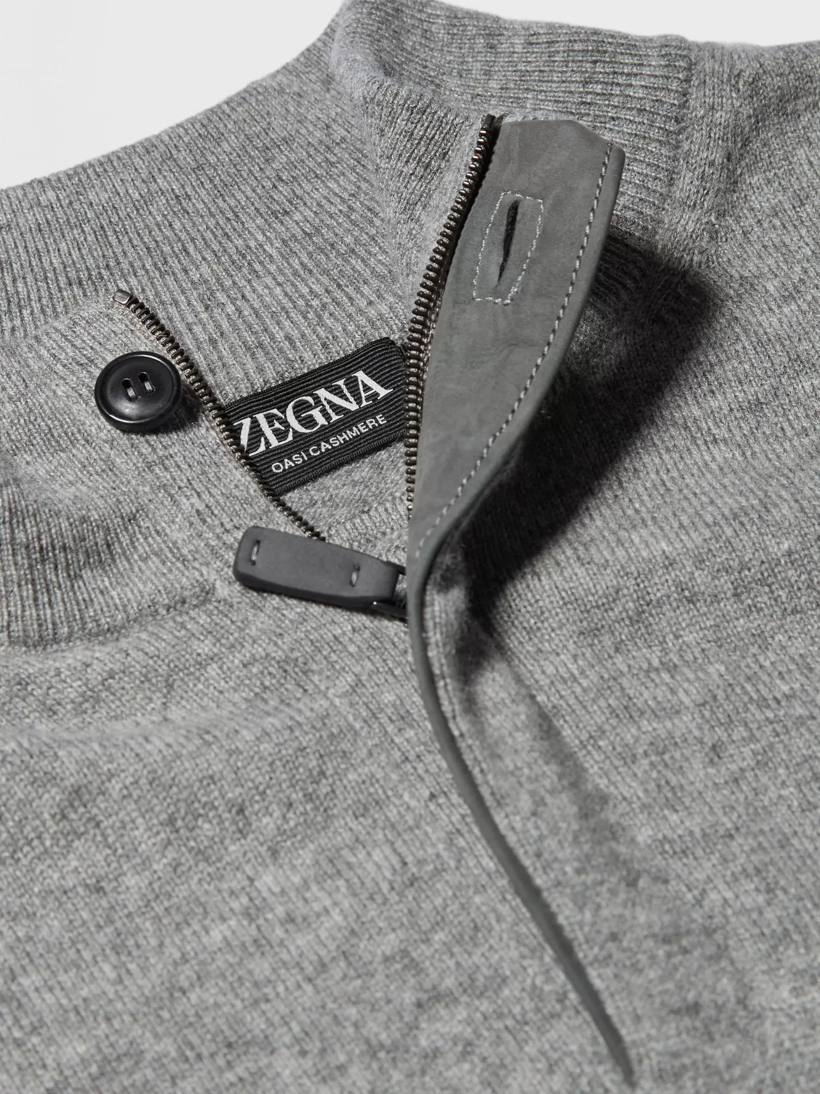 jersey_con_cuello_de_chimenea_y_cremallera_en_oasi_cashmere_color_gris_mixto_3.webp Cheap ZEGNA Jersey con Cuello de Chimenea y Cremallera en Oasi Cashmere Color Gris Mixto Grismixto