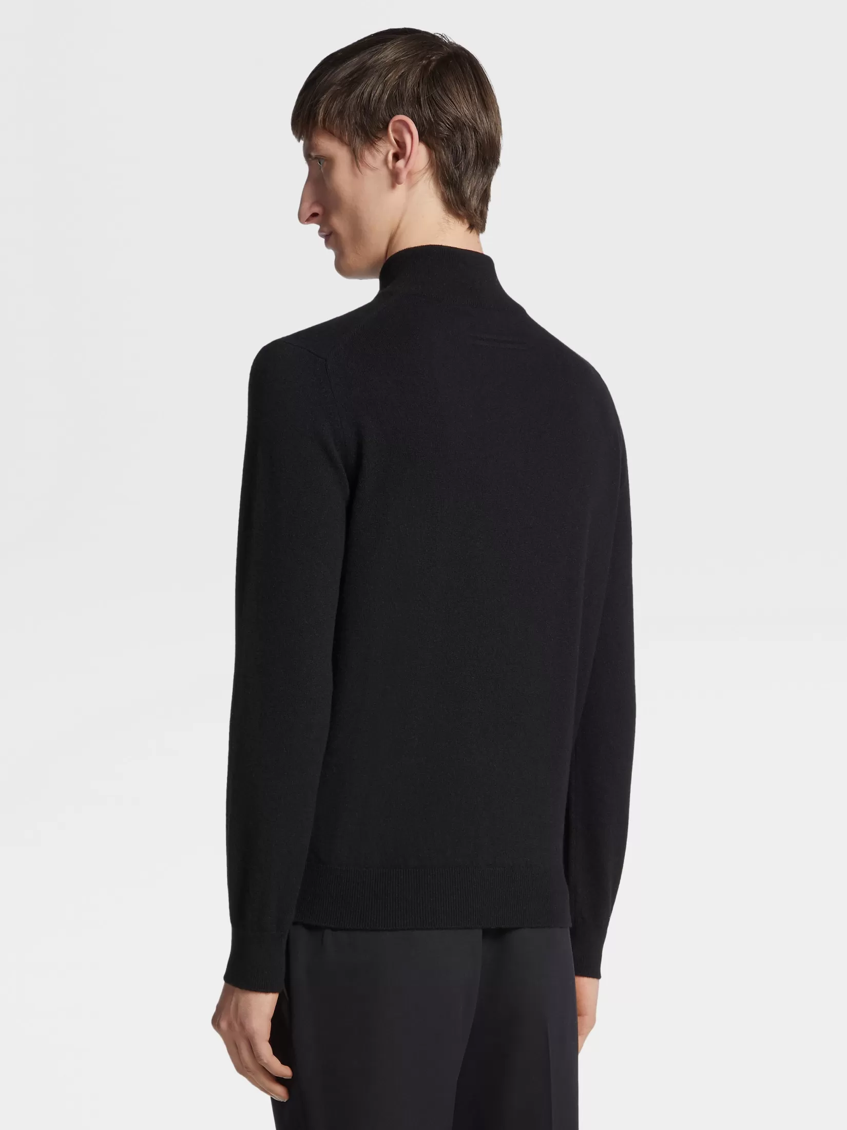 Store ZEGNA Jersey con Cuello de Chimenea y Cremallera en Oasi Cashmere Color Negro