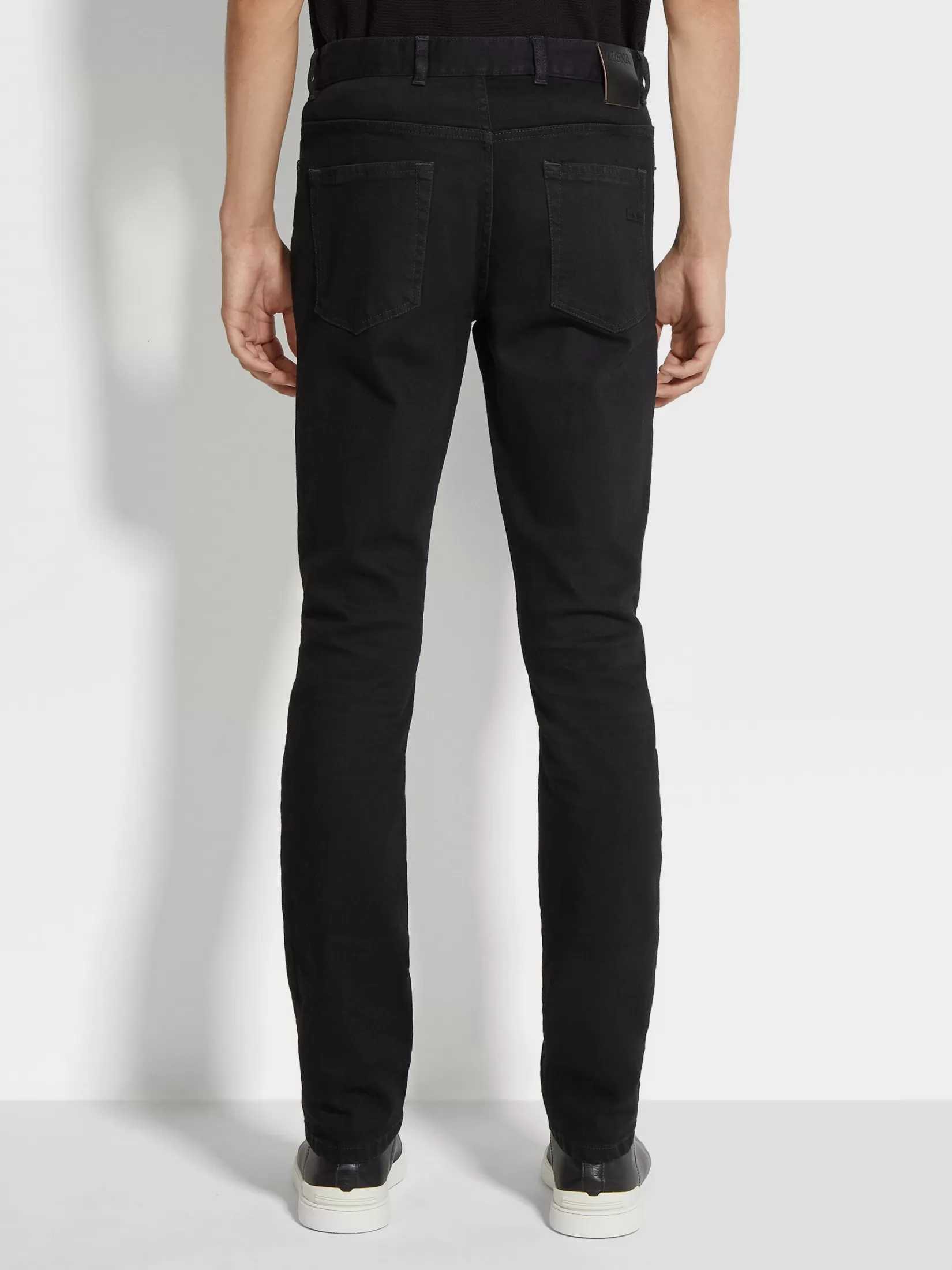 Cheap ZEGNA Vaqueros Roccia de Algodón Elástico Color Lavado Negro