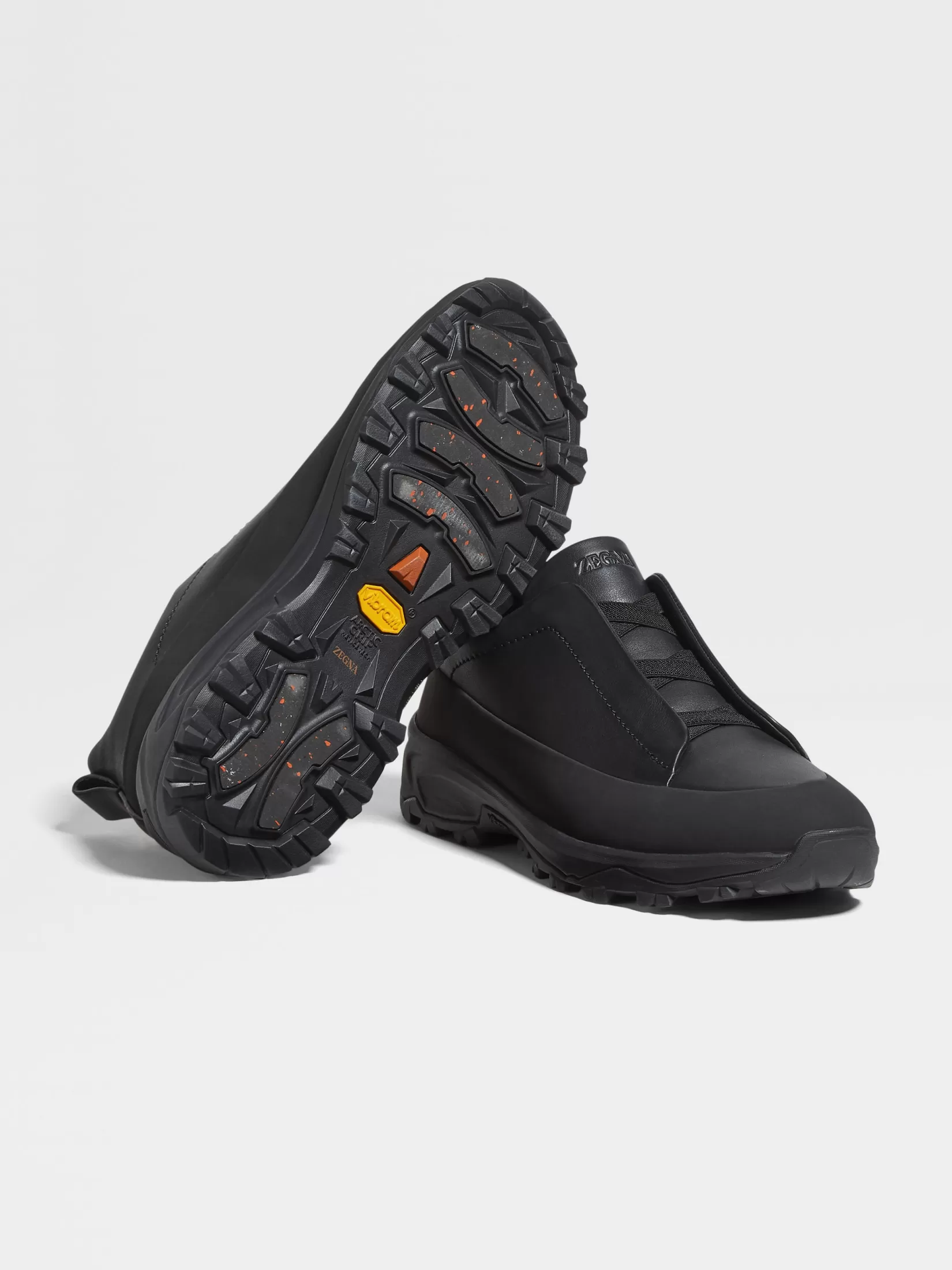 Shop ZEGNA Zapatillas Triple Stitch™ Monte de Piel Color Negro